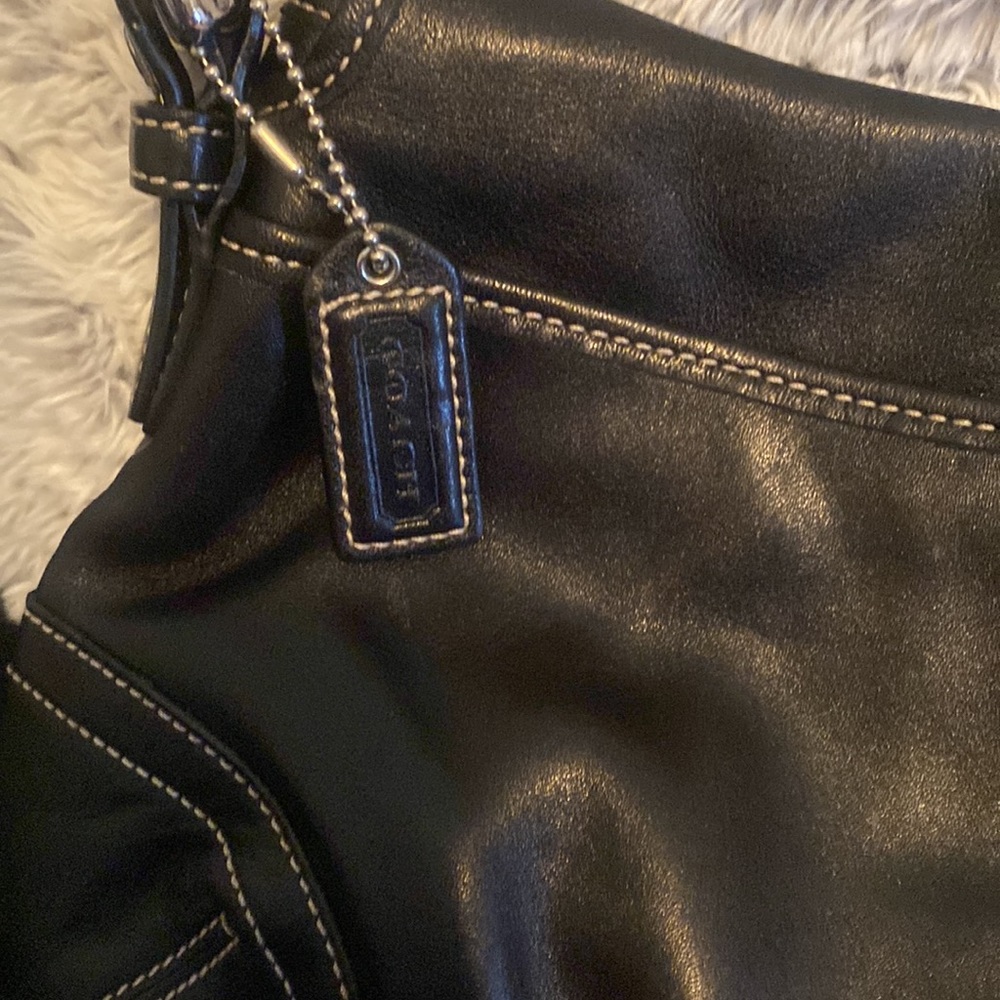 Coach leather shoulder handbag - Picture 4 of 7